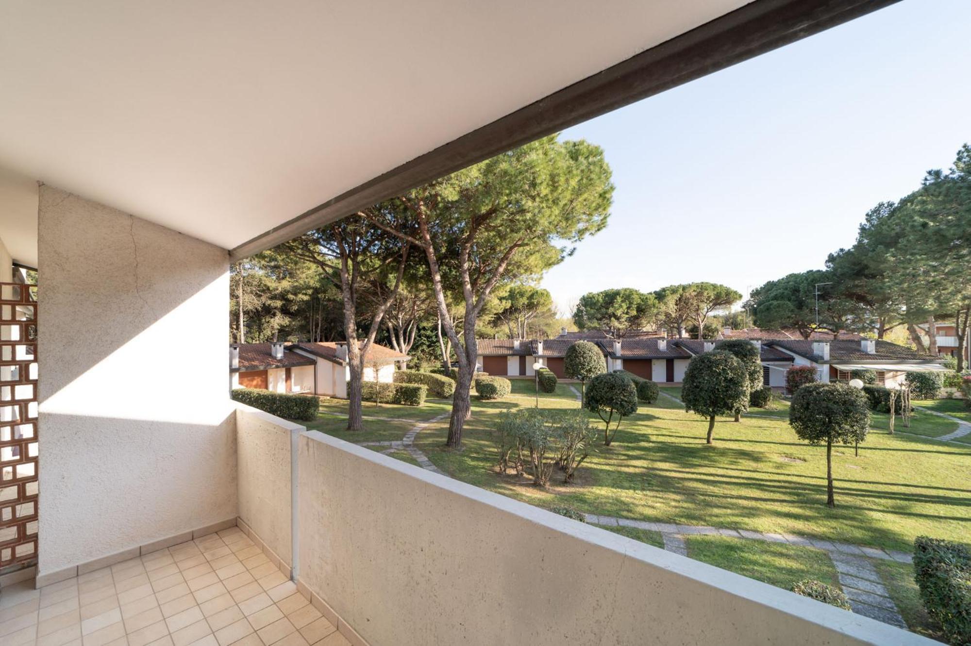 Villaggio Club Dei Pini Bibione Bagian luar foto
